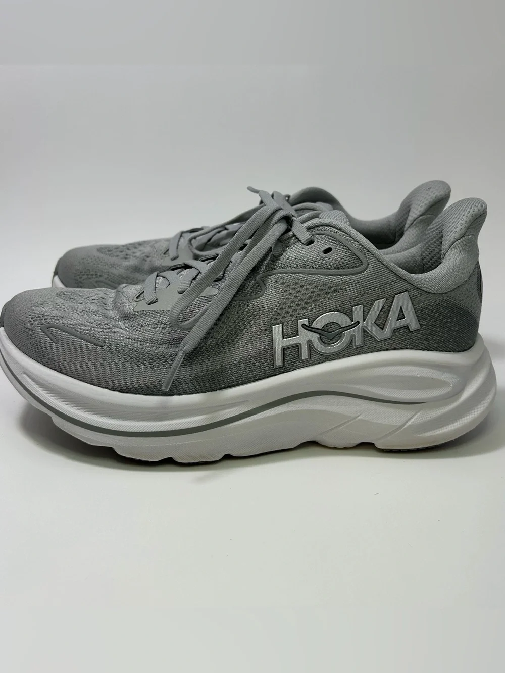 Hoka One One HOKA Clifton 10 Women’s 8.5 Grey Running Sneaker Shoes